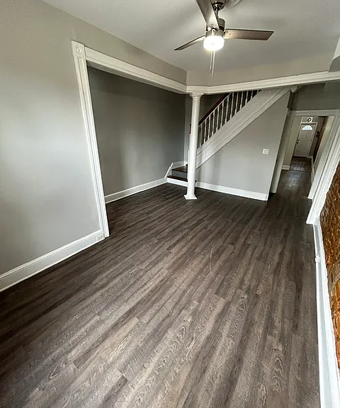 2317 E Federal St — Photo 6