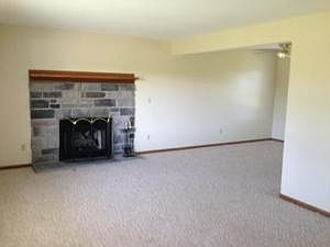 2nd image of 100 Carmel Ct