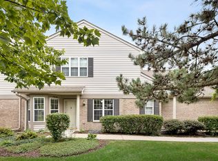 1720 Grove Ave Unit A, Schaumburg, IL 60193