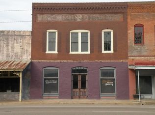 604 S Main St, Calvert, TX 77837