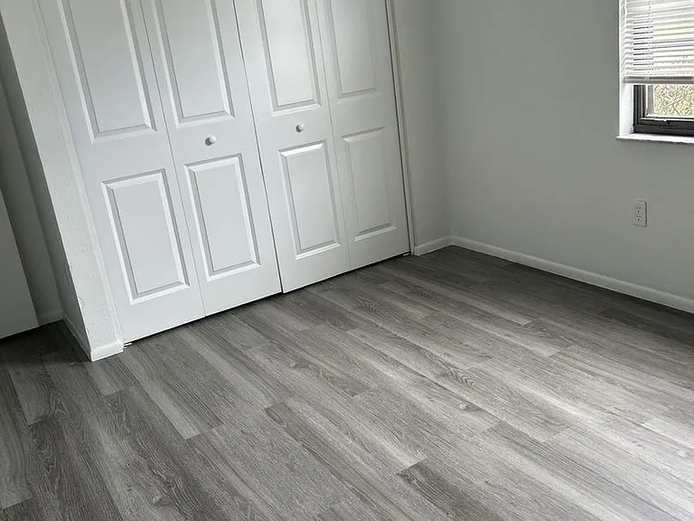 1028 Hickory Rd — Photo 14