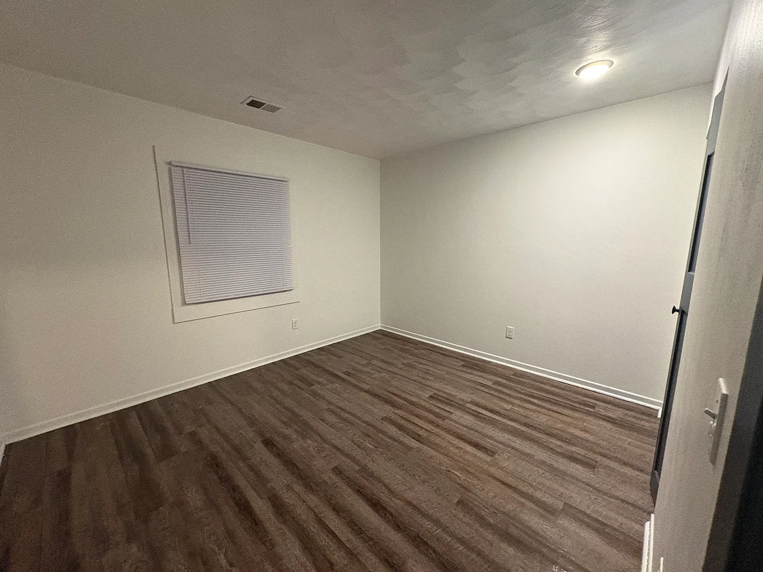 628 Whites Rd — Photo 4
