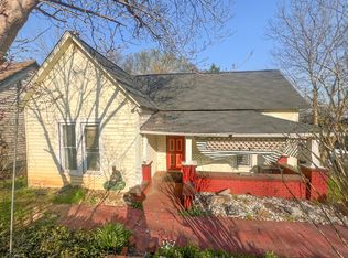 112 W Waterworks St, Dalton, GA 30720