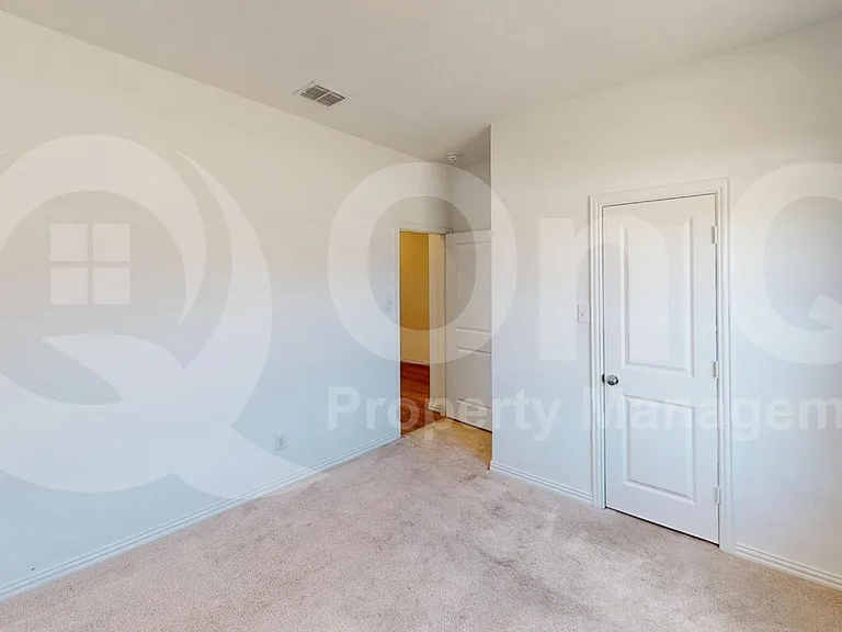 1108 Chip St — Photo 12
