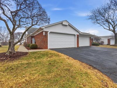 770 Country Club Dr #76, Saint Clair Shores, MI, 48082