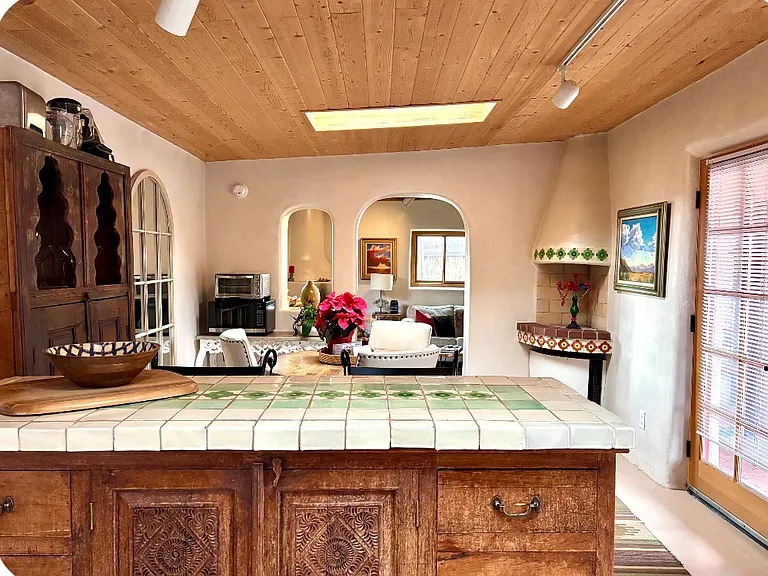 412 Arroyo Tenorio St #B — Photo 4
