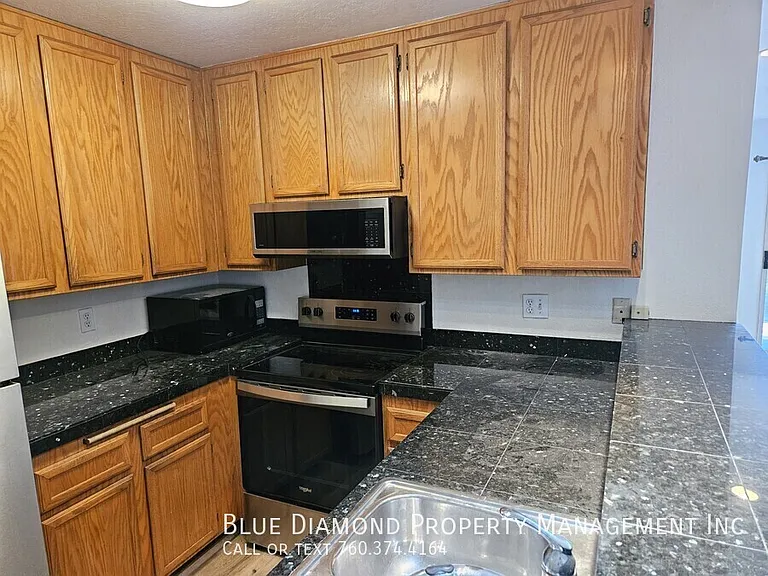 7757 Caminito Encanto #102 — Photo 4
