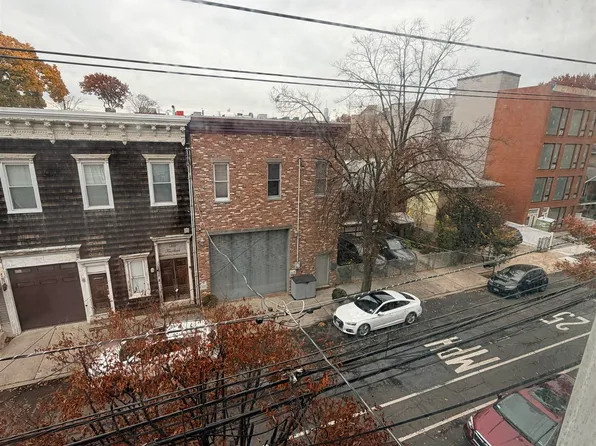 213 Webster Avenue image 15 of 18