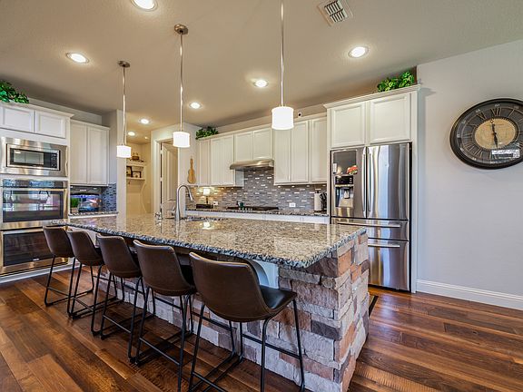 2nd image of 316 Chinchester Dr