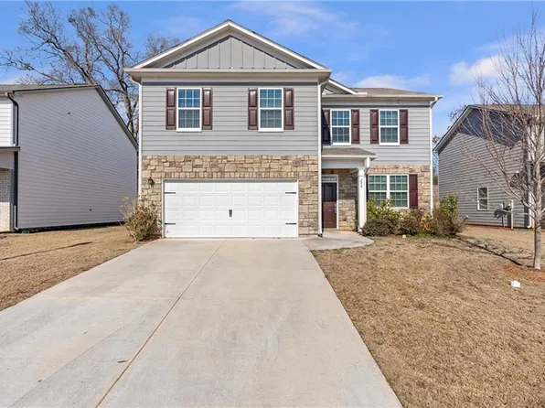 296 Walnut Grove Way, Pendergrass, GA 30567