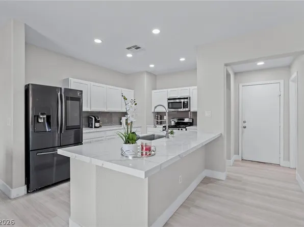 110 Thankfulness Ct, North Las Vegas, NV 89032
