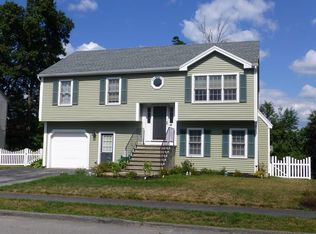 48 Bjorklund Ave, Worcester, MA 01605