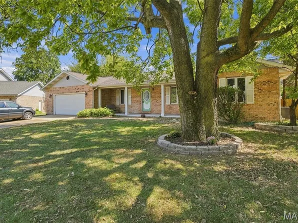 1727 Meadow Ln, Edwardsville, IL 62025