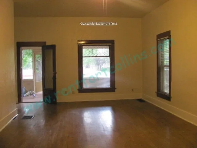 515 S Meldrum St — Photo 2