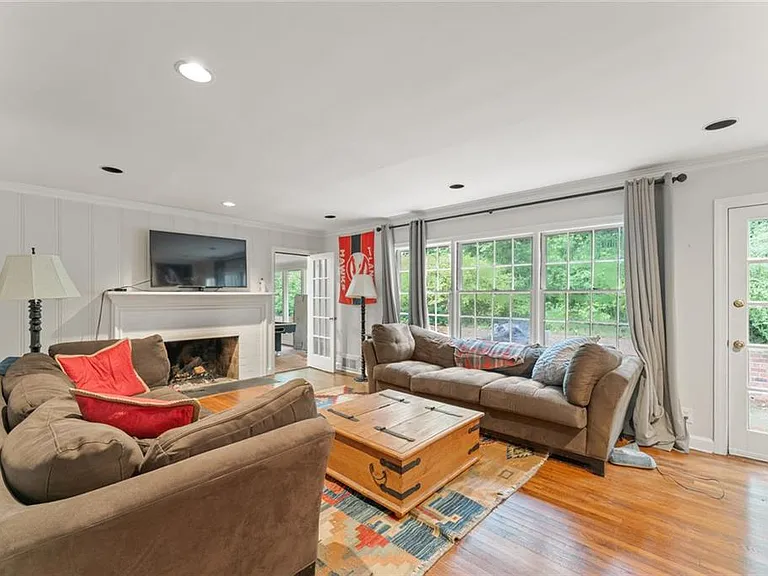 2986 Mornington Dr NW — Photo 17