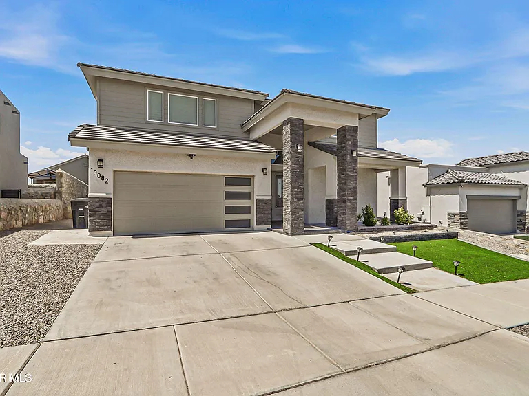 13082 Oakhampton Ave — Photo 21