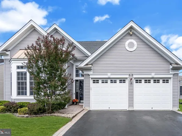 19 Goddard Dr, East Windsor, NJ 08512