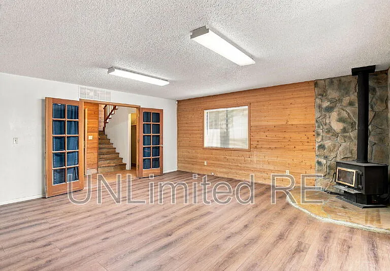 1410 N Inverrary Way — Photo 18