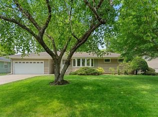 9112 Emerson Ave S, Bloomington, MN 55420