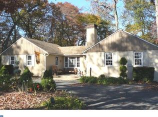 32 Mount Laurel Rd, Hainesport, NJ 08036