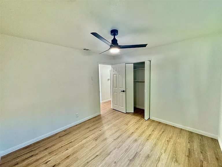 9506 Stonebridge Dr — Photo 27