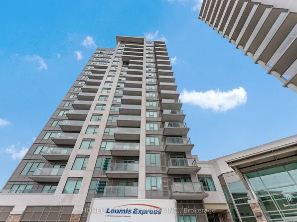 1215 Bayly St #1301, Pickering, ON L1W 0B4