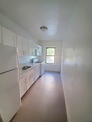 1st image of 2513 Newkirk Ave #15