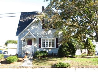 432 Transit St, Woonsocket, RI 02895