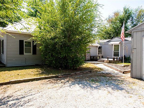 4th image of 1282 1830th St