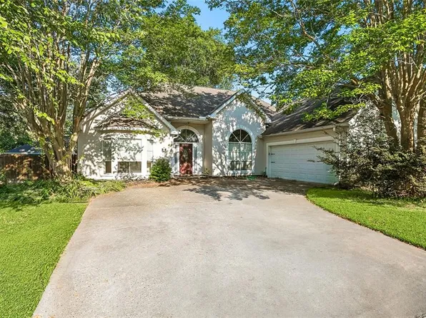 1815 Neva Ct, Mandeville, LA 70448