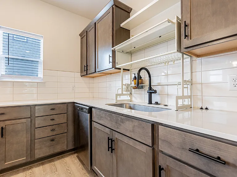 411 Ira Ave #2102 — Photo 12