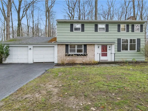 616 Shady Glen Cir, Webster, NY 14580