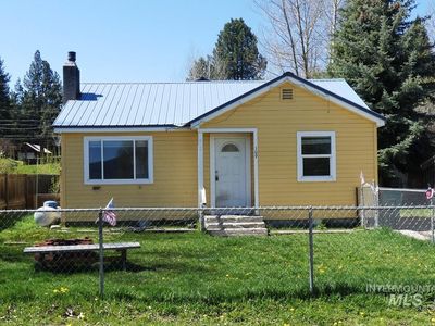 109 S Idaho St, Cascade, ID, 83611