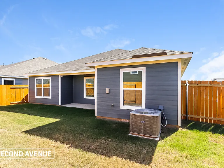 1401 Sunkiss Dr — Photo 17