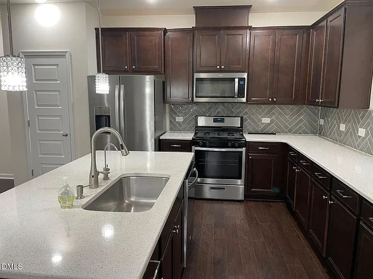 1004 Yatesbury Pl — Photo 11