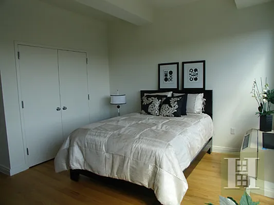 Rented by Halstead Real Estate | media 16