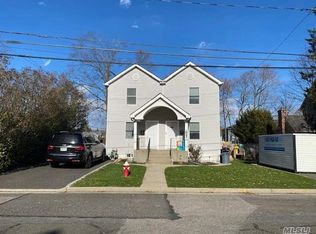 44 Devine Ave, Syosset, NY 11791