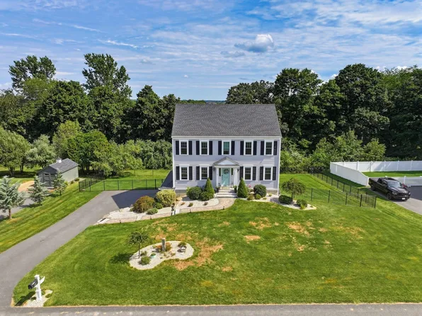 21 Windward Way, Swansea, MA 02777