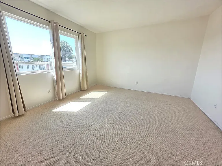 719 N Eucalyptus Ave #26C — Photo 17