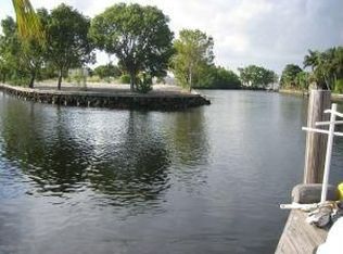 2781 NE 14th Ave, Wilton Manors, FL 33334