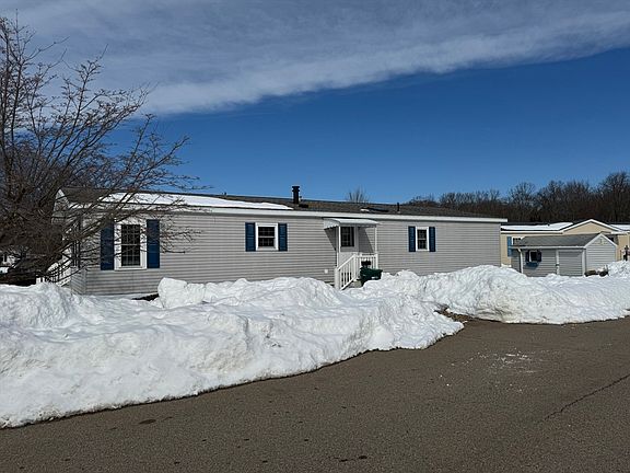 3rd image of 20 Woodridge Rd