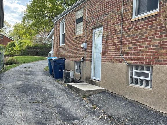 4th image of 7122 Edison Ave #A