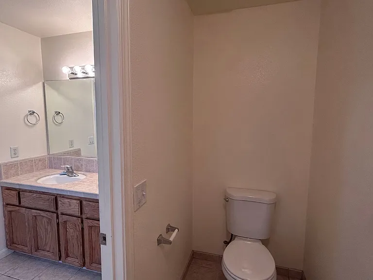 14575 Avenida Central — Photo 15