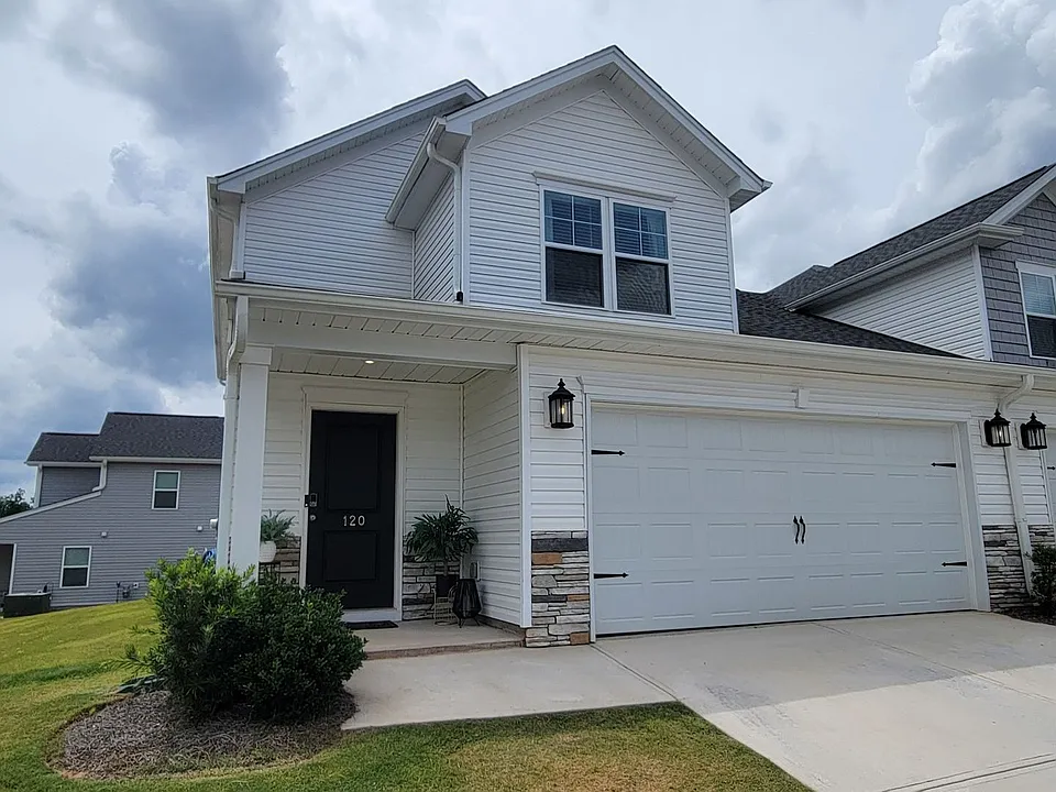 120 Paddock Glen Dr