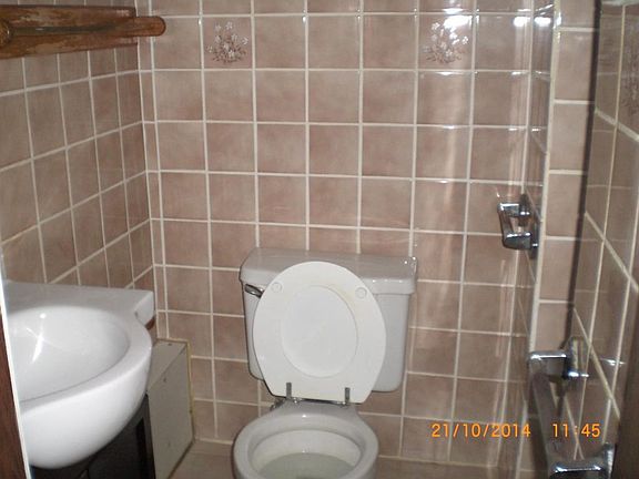 4th image of 54 Neva Dr