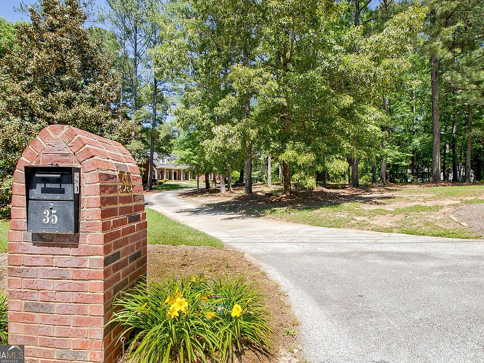 1st image of 35 Ashford Ln