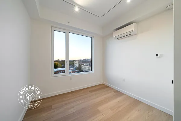 Rented by Carroll Development Leasing LLC | media 6