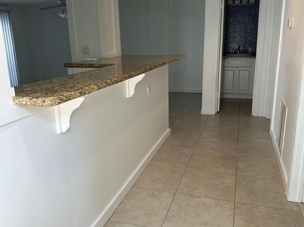 144 Palermo Dr #2