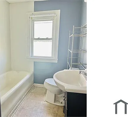 1713 W 11th St — Photo 8