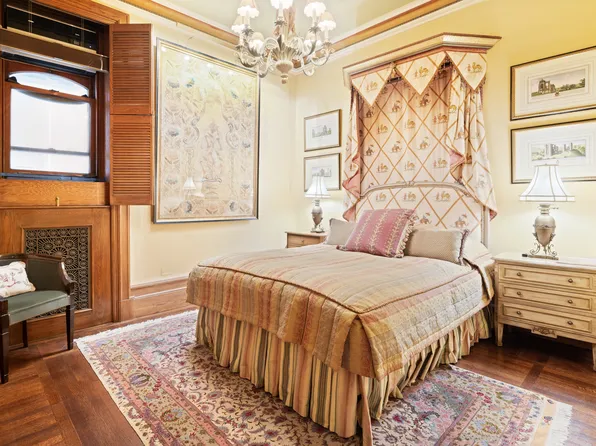 1 West 72nd Street image 12 of 16